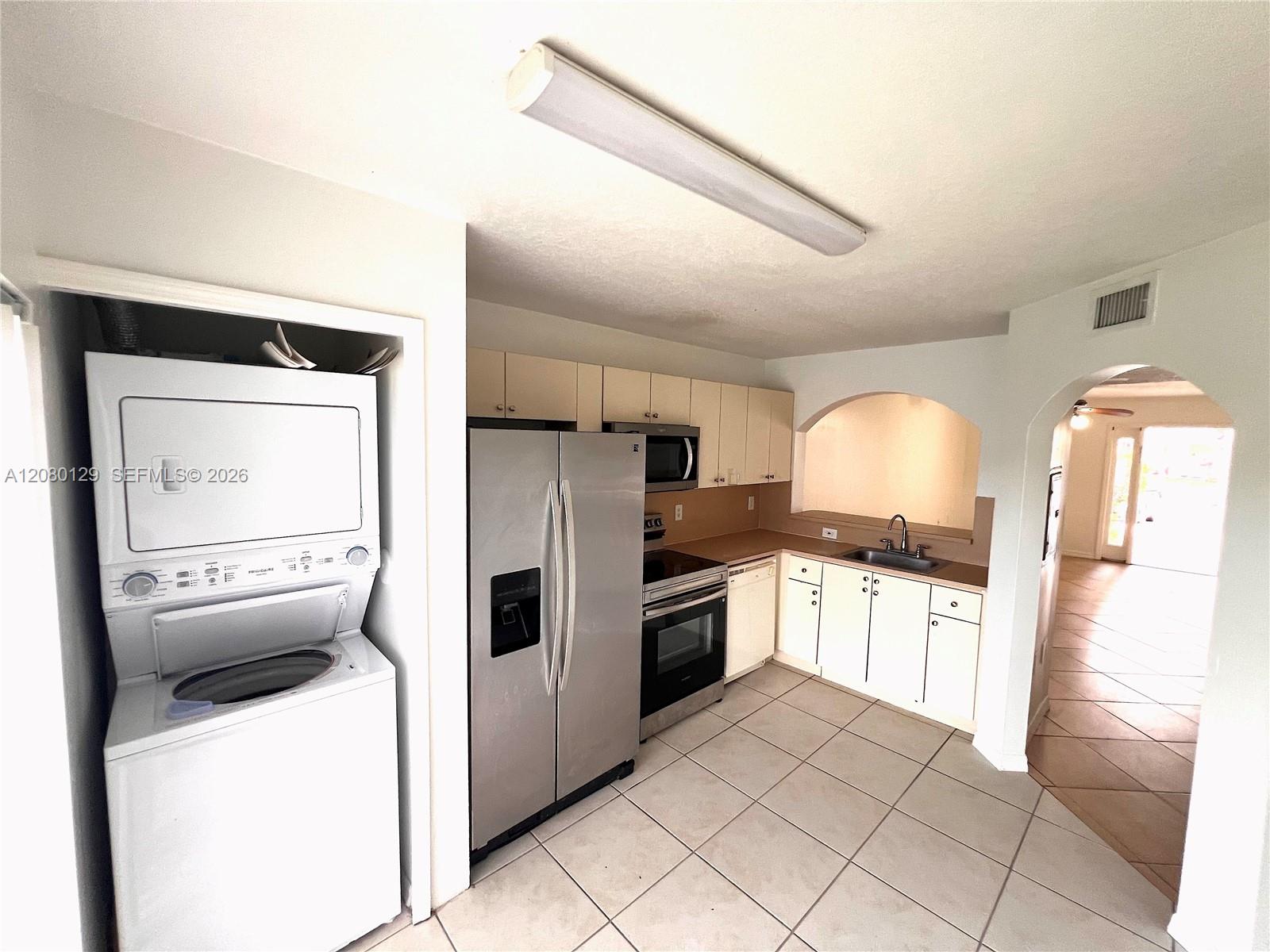2921 Southeast 12th Road, Unit 10456 Homestead, FL 33035 - Photo 5 of 13 Gallery Image 5