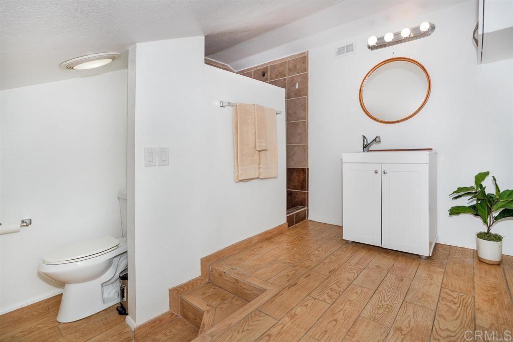 209 Rodney Avenue Encinitas, CA 92024 - Photo 17 of 17 Bathroom with Shower added Upstairs