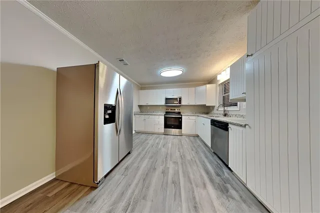 $2,025 | 3155 Mary Todd Lane, Dacula, GA 30019