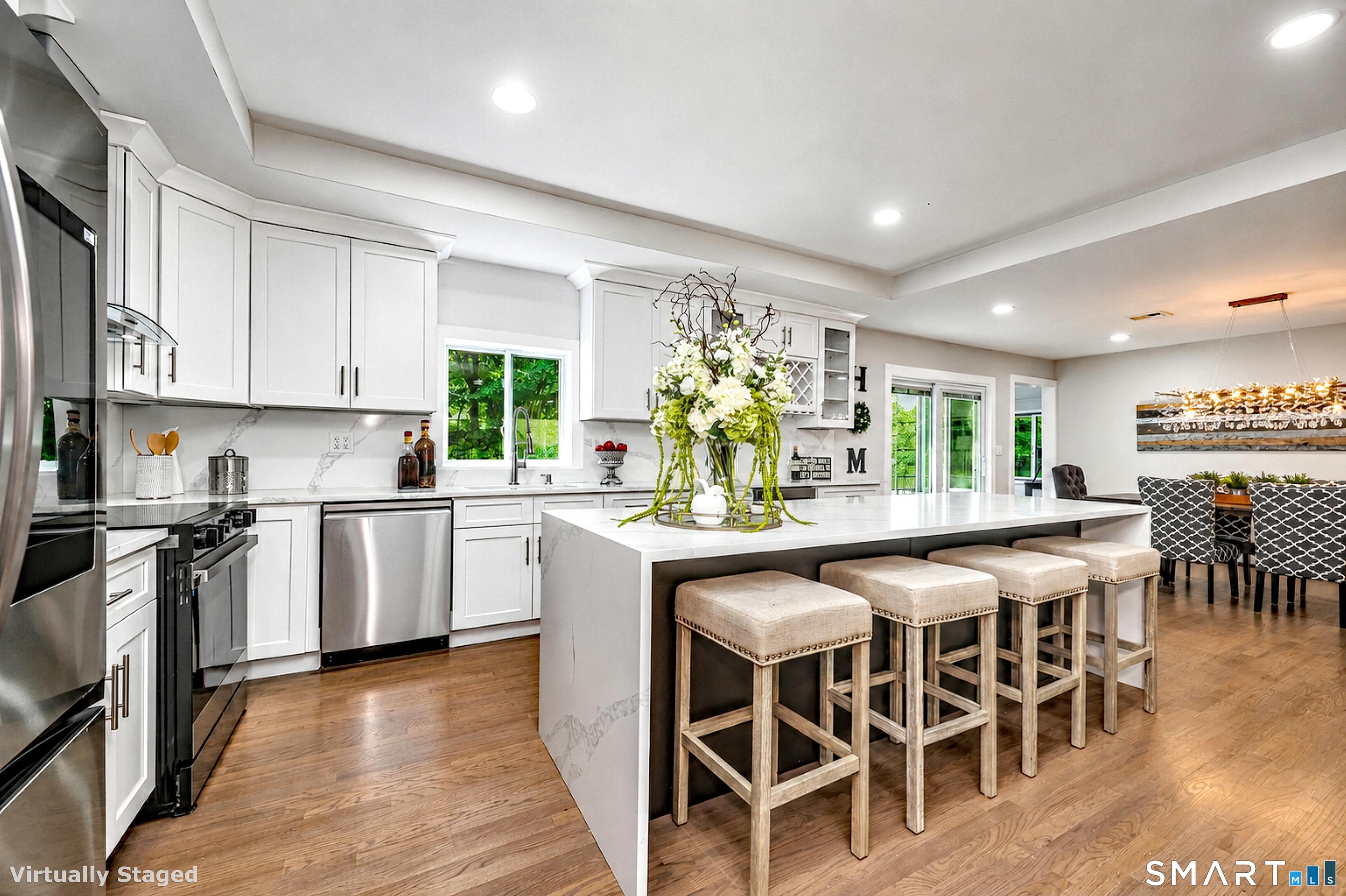 429 Flax Hill Road Norwalk, CT 06854 - Photo 14 of 39