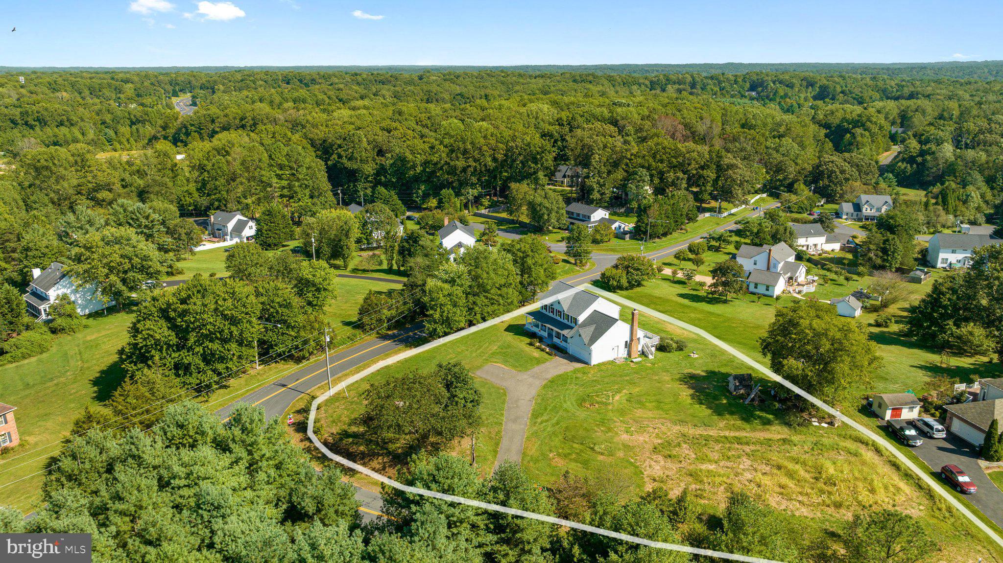 10431 Pineview Road Manassas, VA 20111 - Photo 17 of 51 Note the garden is already to go