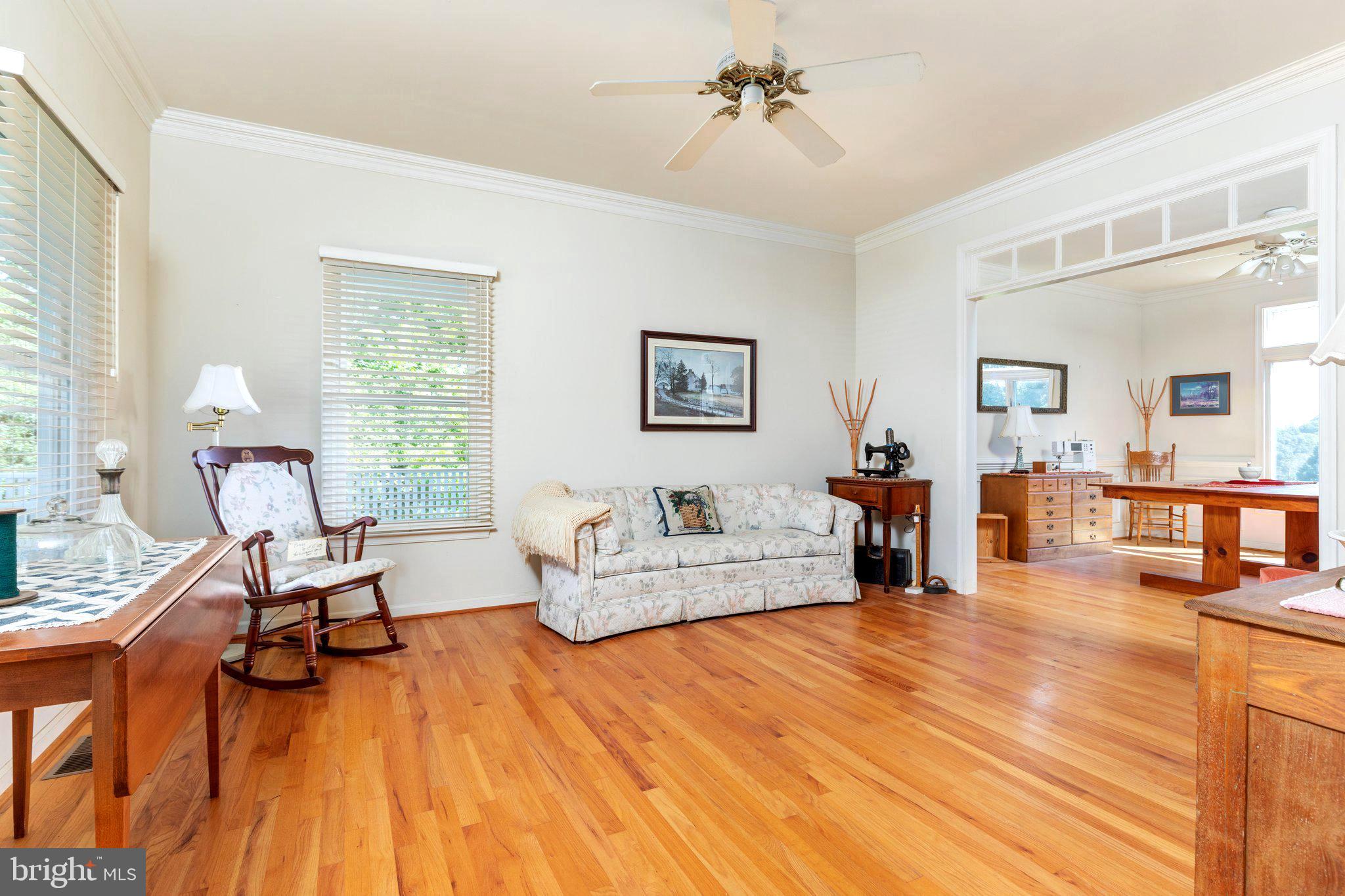 10431 Pineview Road Manassas, VA 20111 - Photo 18 of 51 Real hardwood floors throughout home