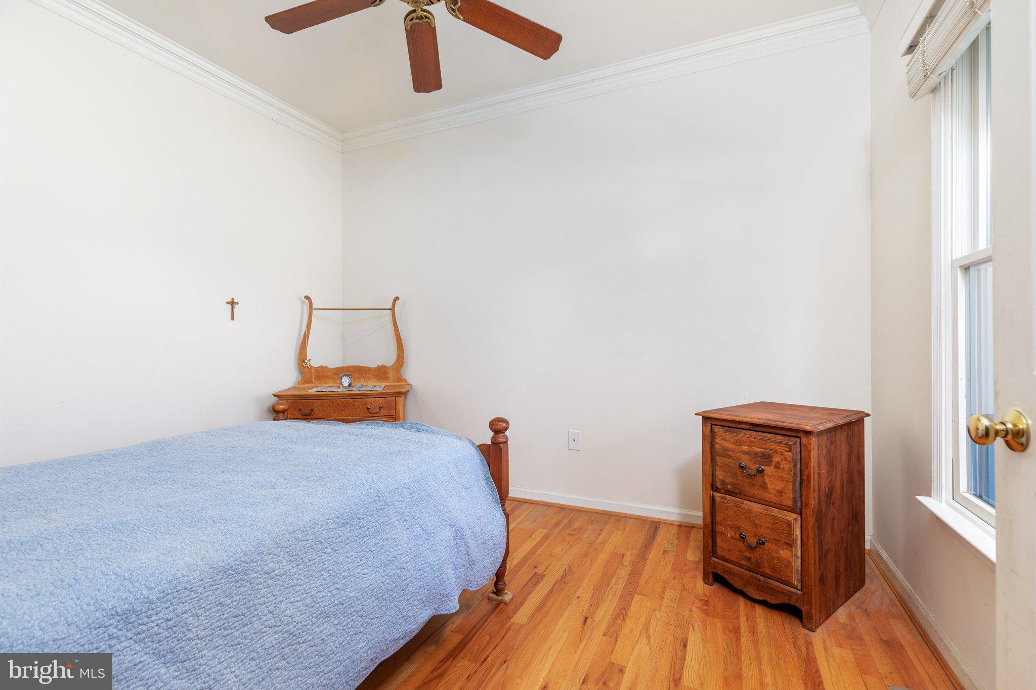 10431 Pineview Road Manassas, VA 20111 - Photo 20 of 51 Office currently used as temporary bedroom
