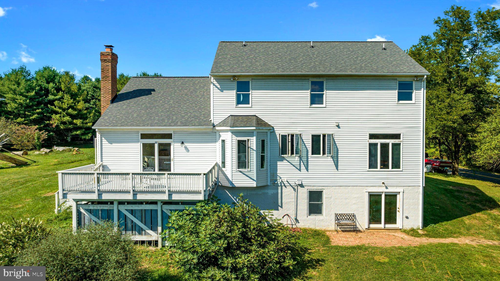 10431 Pineview Road Manassas, VA 20111 - Photo 36 of 51 Note the sliding door walkout lower level access