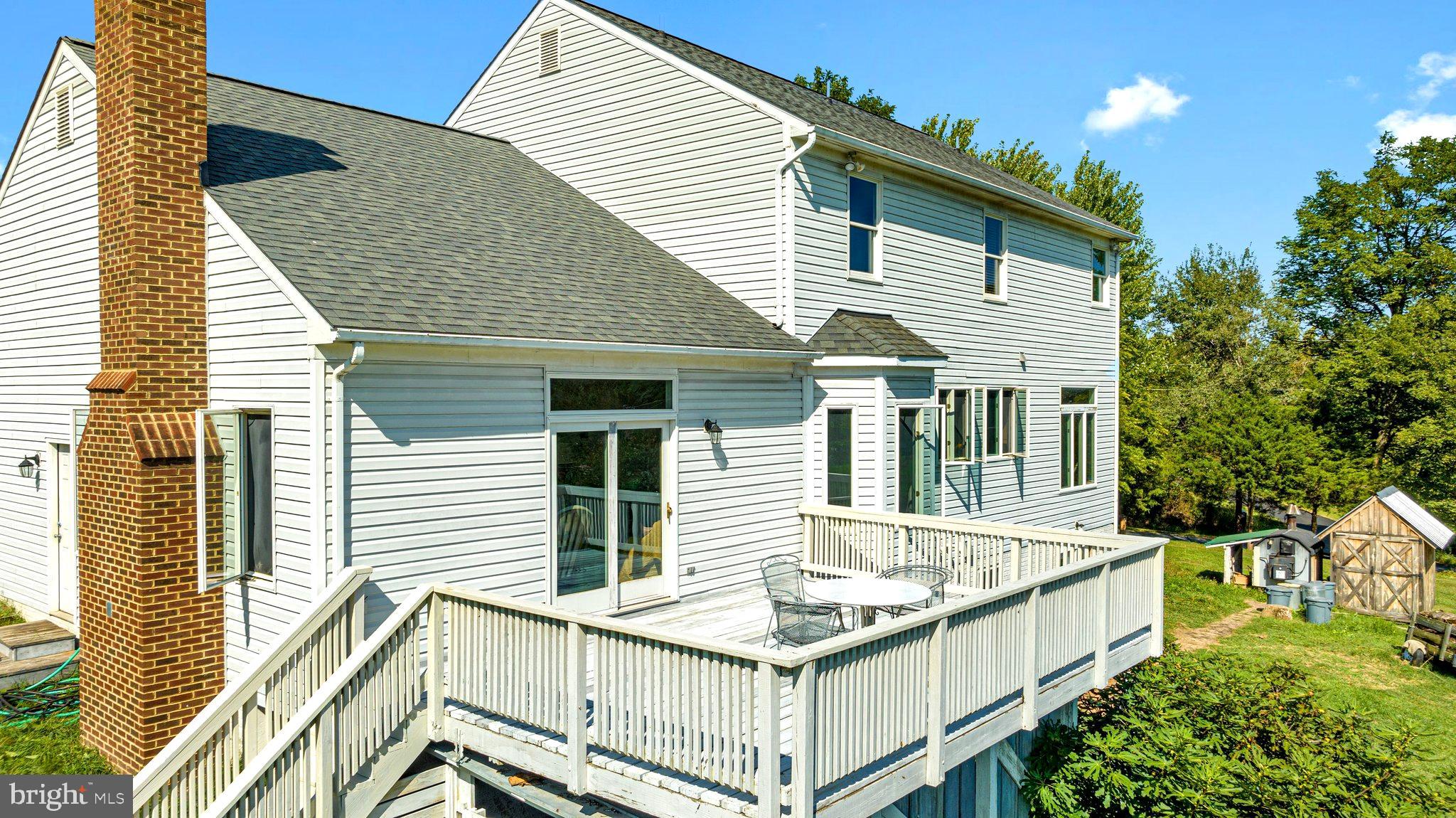10431 Pineview Road Manassas, VA 20111 - Photo 37 of 51 Deck has steps to the yard