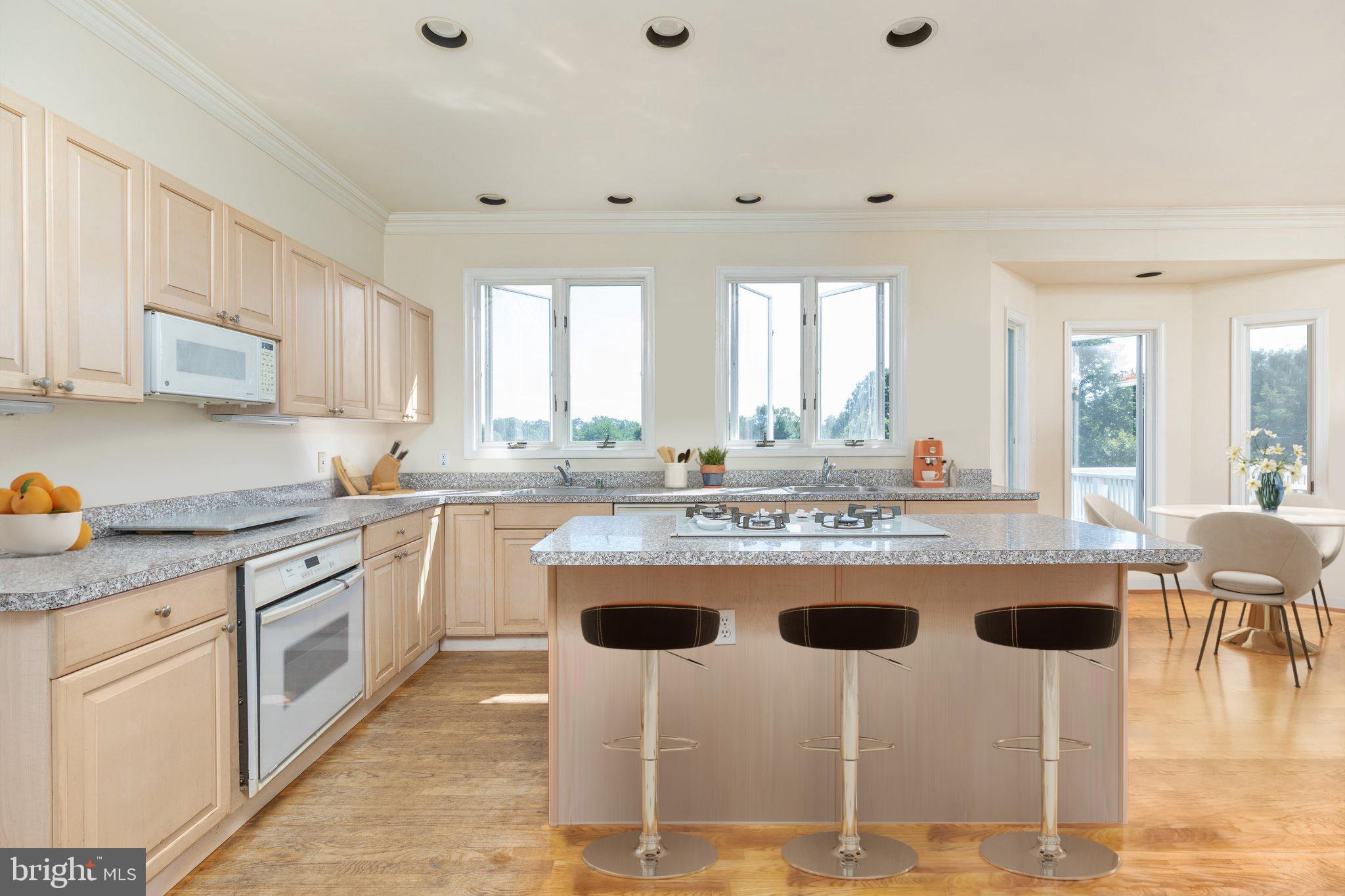 10431 Pineview Road Manassas, VA 20111 - Photo 8 of 51 Imagine.....