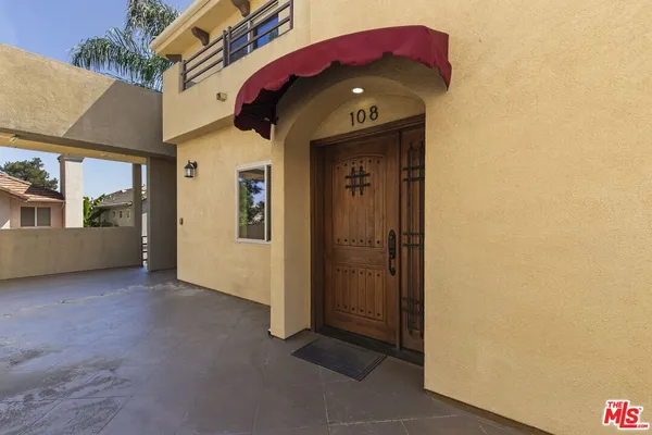a view of front door of house