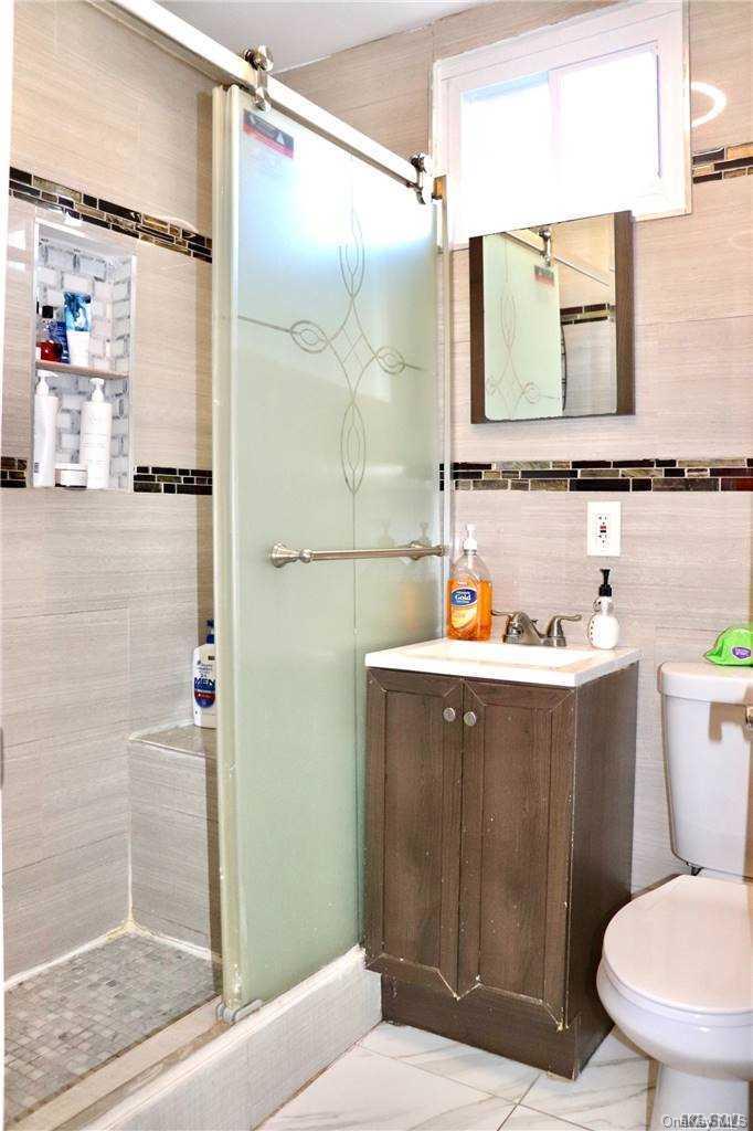 97-11 Cresskill Place Queens, NY 11435 - Photo 12 of 36