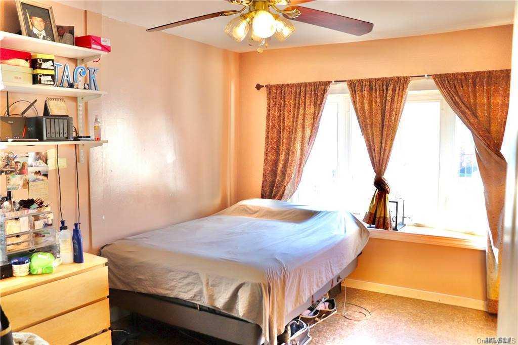 97-11 Cresskill Place Queens, NY 11435 - Photo 22 of 36