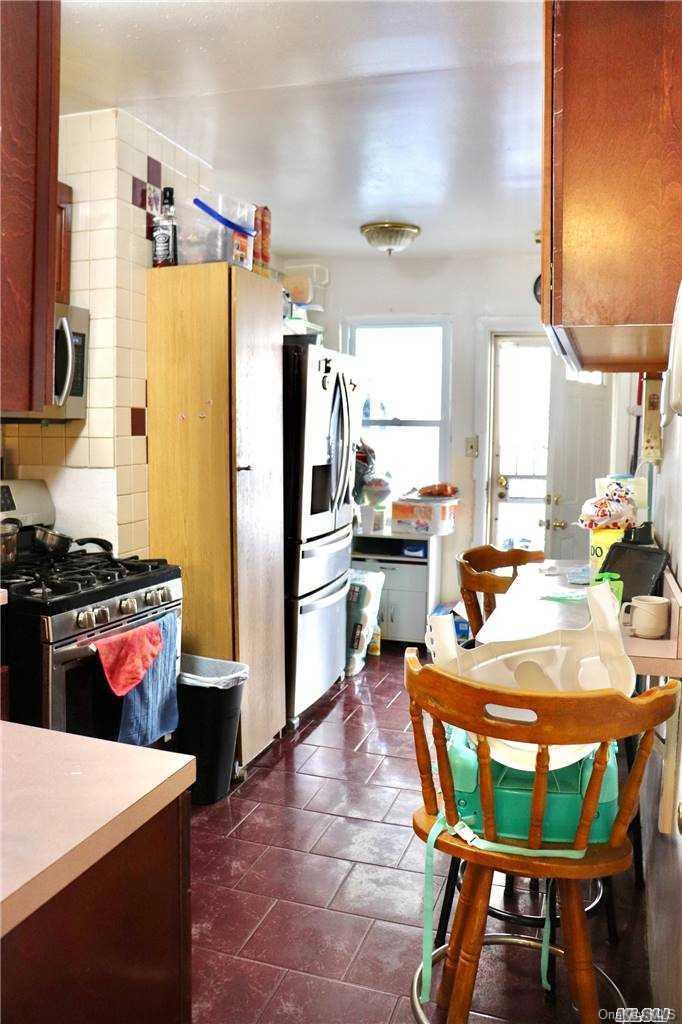 97-11 Cresskill Place Queens, NY 11435 - Photo 27 of 36