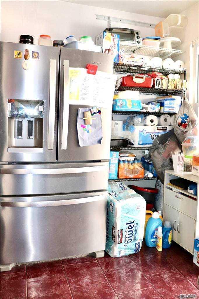 97-11 Cresskill Place Queens, NY 11435 - Photo 29 of 36