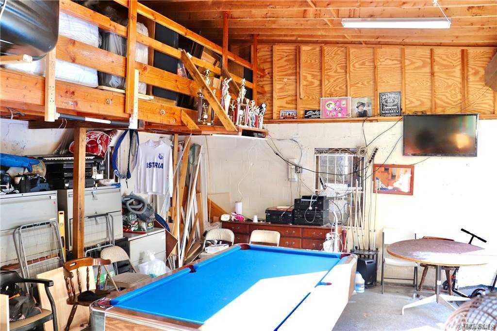 97-11 Cresskill Place Queens, NY 11435 - Photo 7 of 36