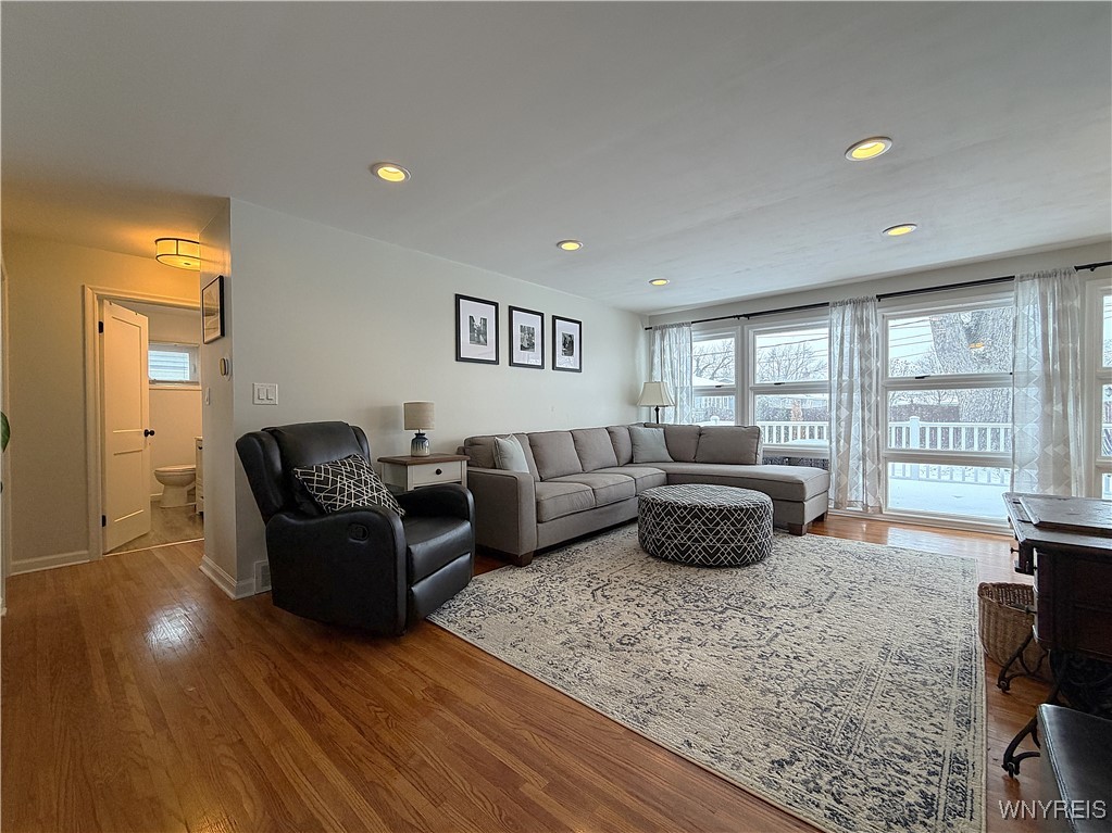 325 Glenalby Road Tonawanda, NY 14150 - Photo 2 of 37