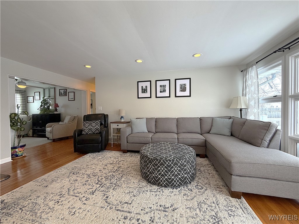 325 Glenalby Road Tonawanda, NY 14150 - Photo 4 of 37