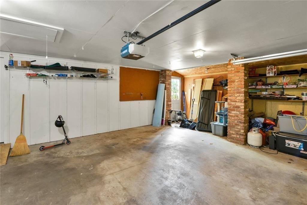 1631 Harts Mill Road Northeast Brookhaven, GA 30319 - Photo 14 of 51