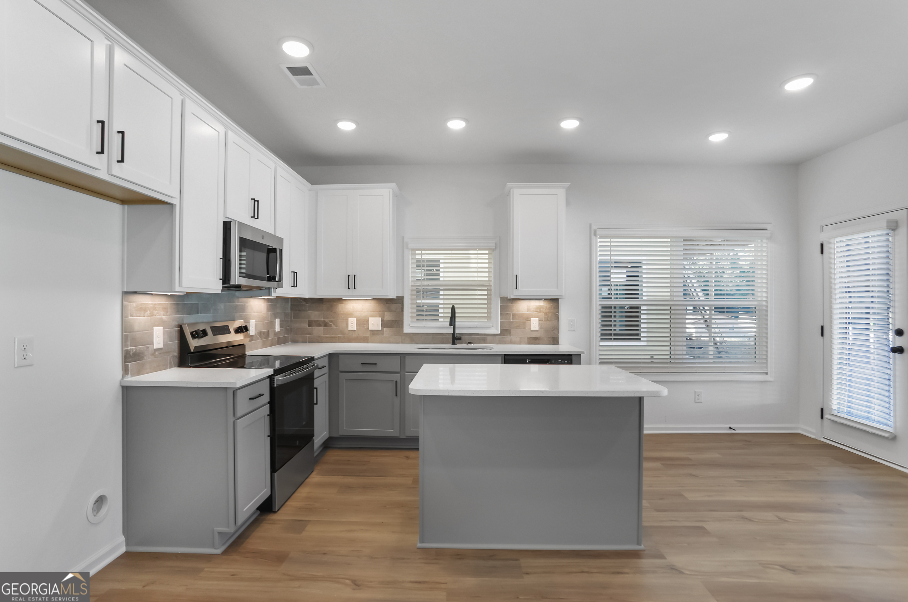 164 Jackson Circle, Unit 18 Cleveland, GA 30528 - Photo 7 of 27