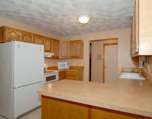 187 Darby Road Scituate, RI 02857 - Photo 3 of 8 Kitchen.