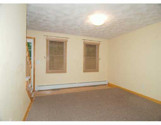 187 Darby Road Scituate, RI 02857 - Photo 6 of 8 Dining Room.