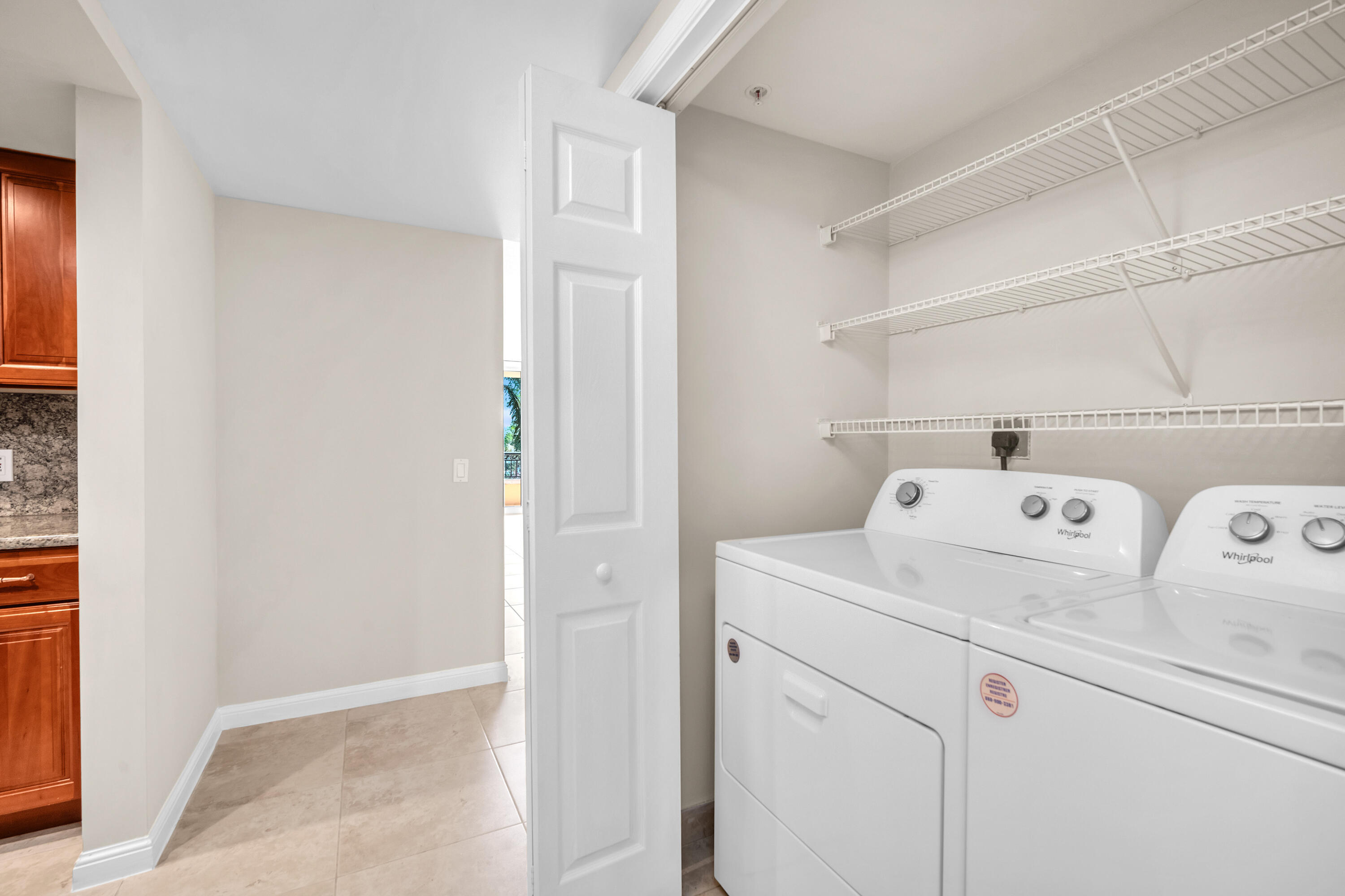 101 Plaza Real South, Unit 829 Boca Raton, FL 33432 - Photo 18 of 37 DSC_6700
