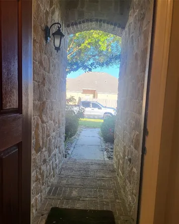 $2,400 | 606 Admiral Bay Lane, Katy, TX 77494