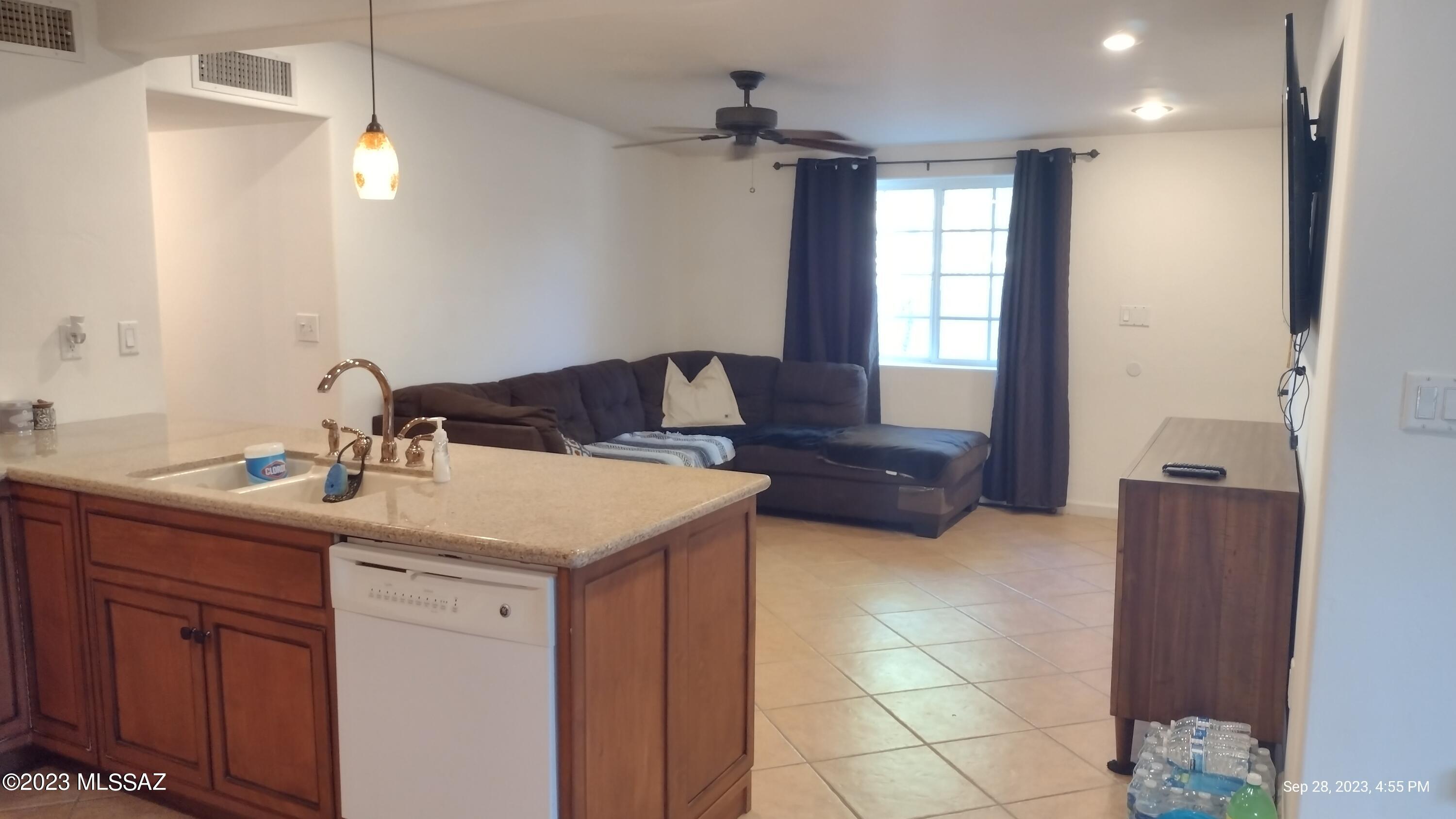 233 East Corona Road Tucson, AZ 85756 - Photo 3 of 20 Gallery Image 3