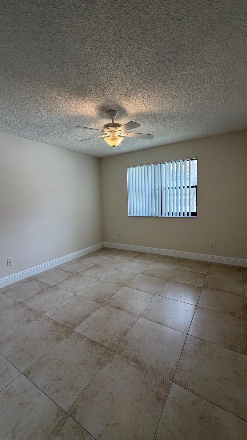 520 South Park Road, Unit 2212 Hollywood, FL 33021 - Photo 7 of 23 IMG_2757