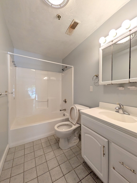 30 Cameron Street, Unit 7 Brookline, MA 02445 - Photo 7 of 14