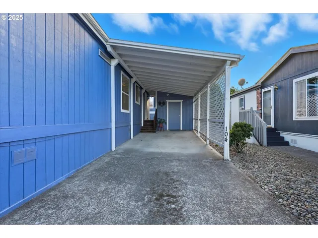 $160,000 | 8300 Northeast Quatama Street, Unit 104, Hillsboro, OR 97006