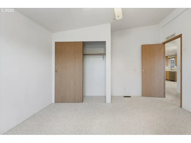$160,000 | 8300 Northeast Quatama Street, Unit 104, Hillsboro, OR 97006