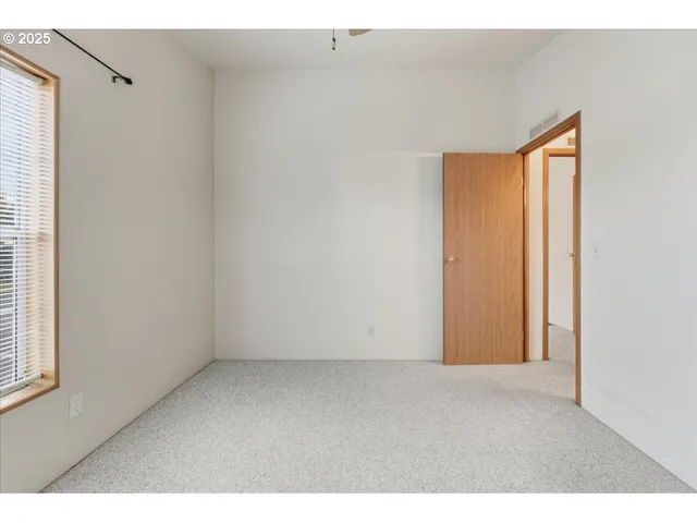 $160,000 | 8300 Northeast Quatama Street, Unit 104, Hillsboro, OR 97006