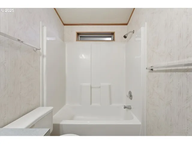 $160,000 | 8300 Northeast Quatama Street, Unit 104, Hillsboro, OR 97006