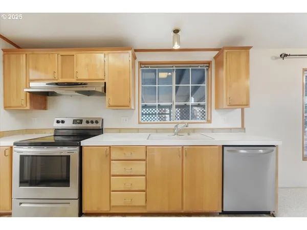 $145,000 | 8300 Northeast Quatama Street, Unit 104, Hillsboro, OR 97006