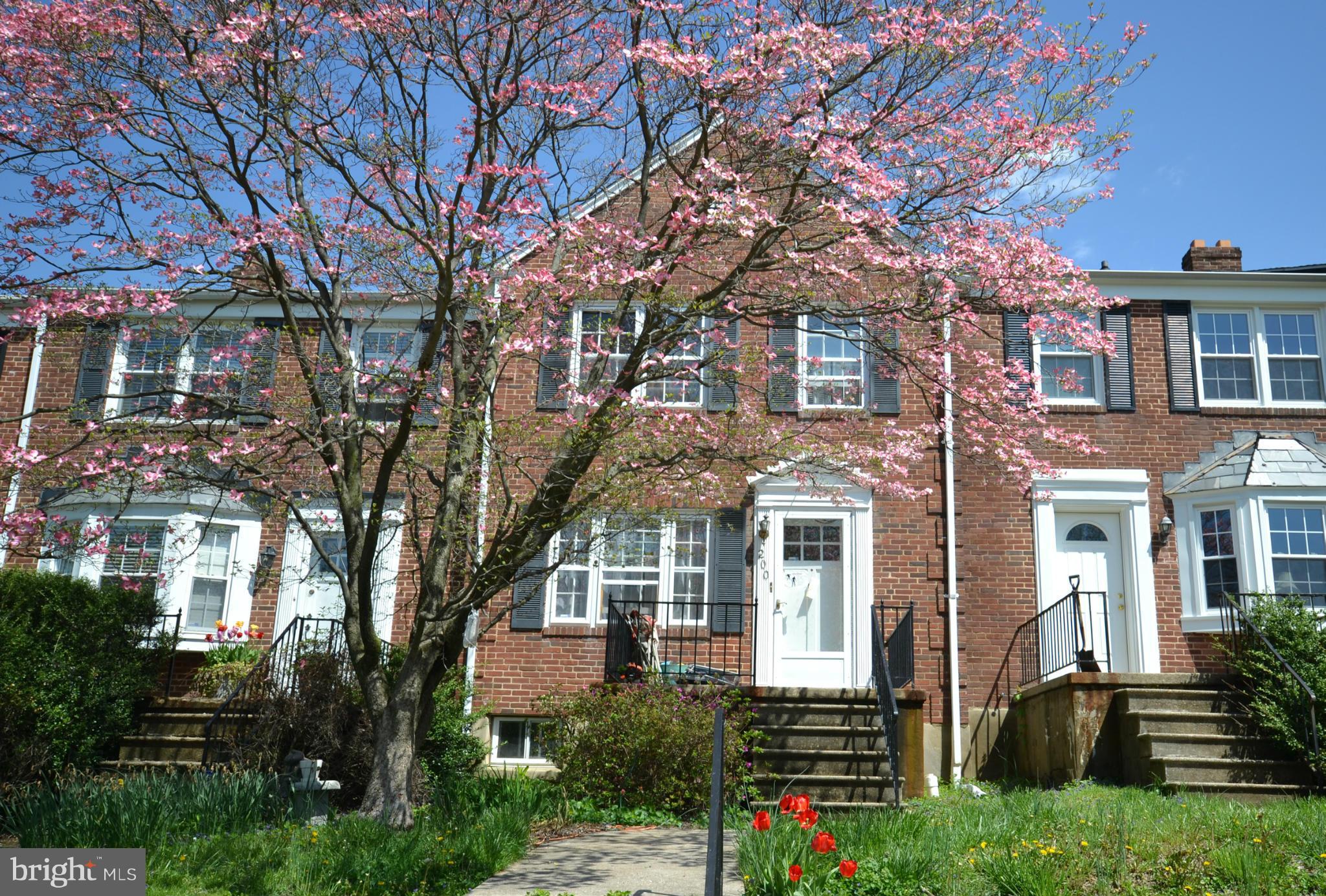 200 Dumbarton Road Baltimore, MD 21212 - Photo 1 of 9 Exterior (Front)