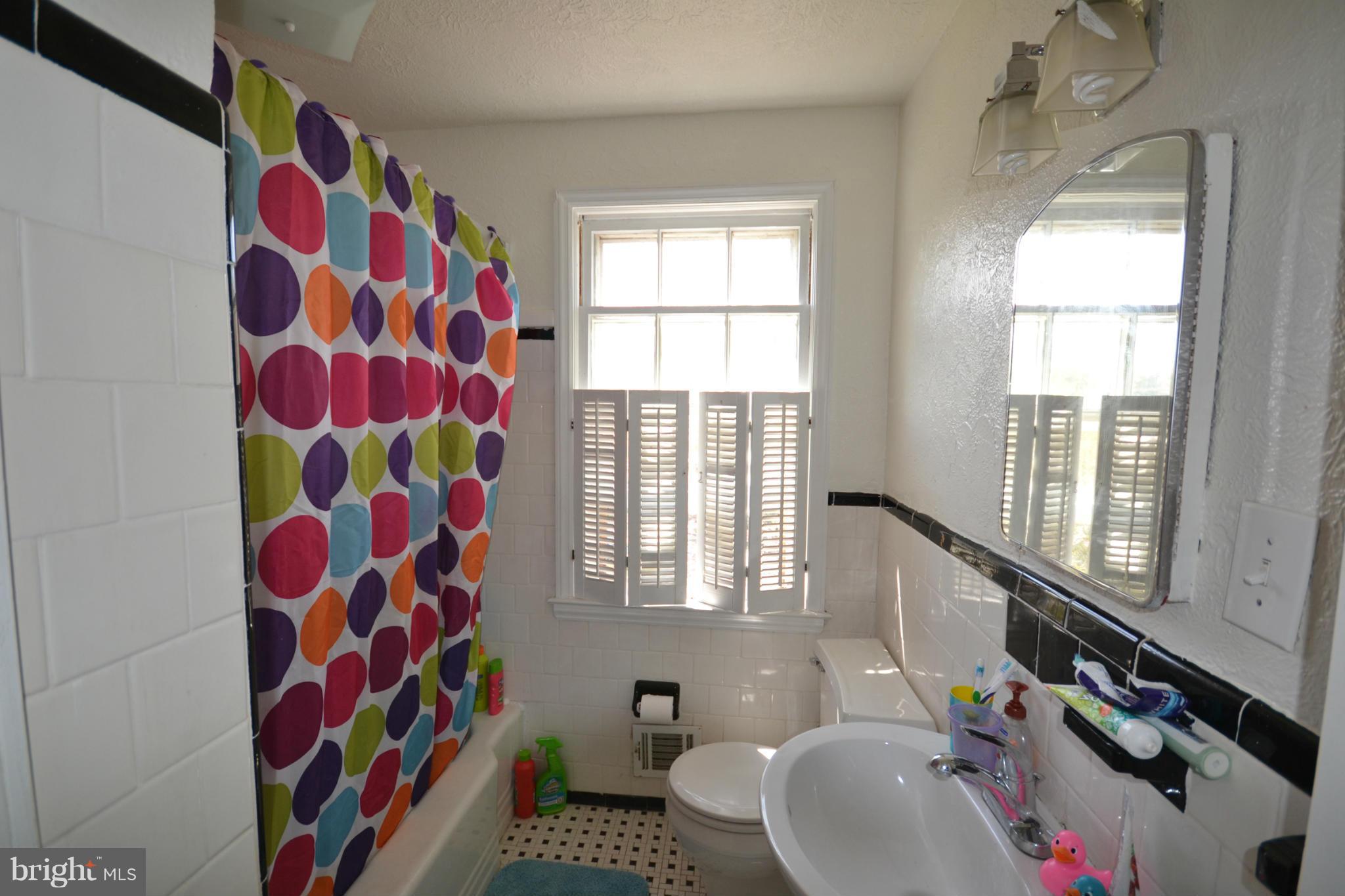 200 Dumbarton Road Baltimore, MD 21212 - Photo 6 of 9 Bath