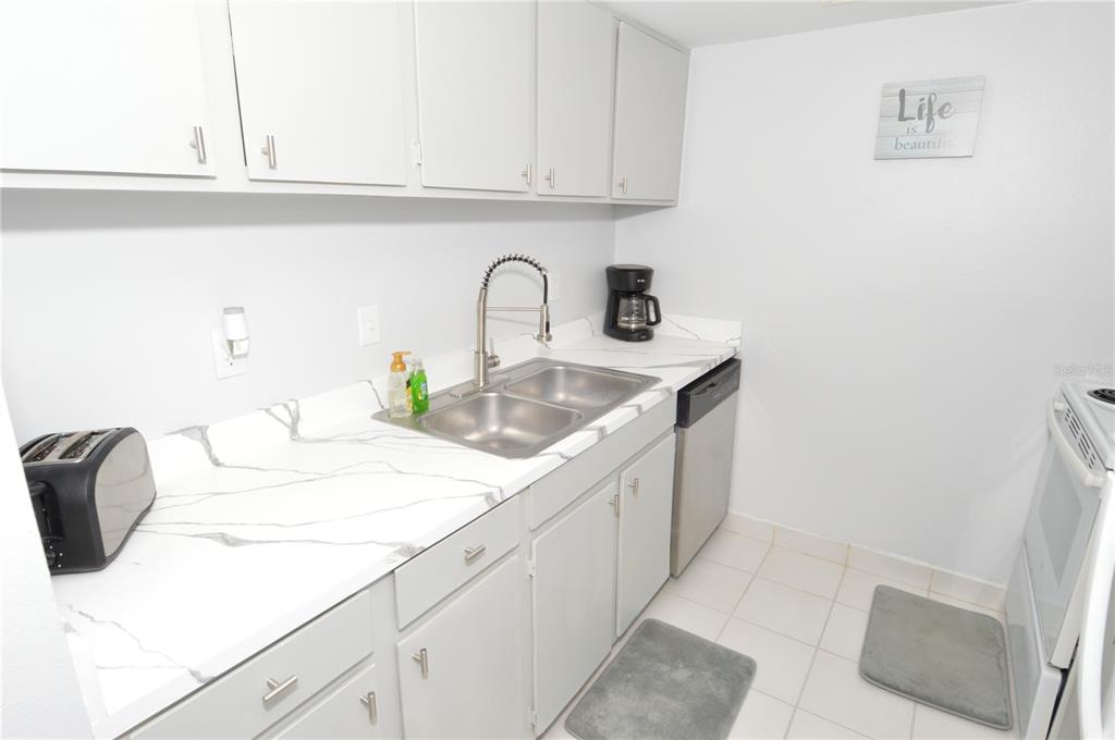 12760 Indian Rocks Road, Unit 555 Largo, FL 33774 - Photo 17 of 86