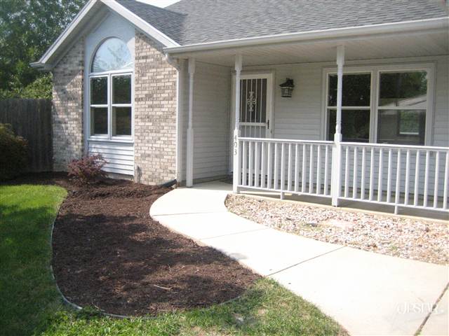 403 Sunset Lane Decatur, IN 46733 - Photo 2 of 13