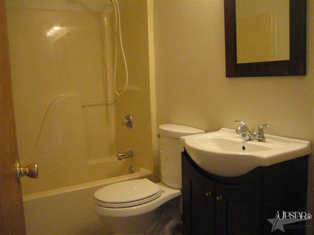 403 Sunset Lane Decatur, IN 46733 - Photo 11 of 13