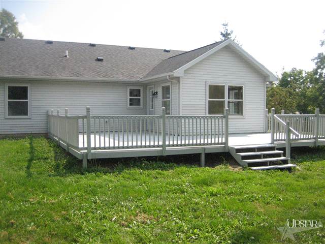 403 Sunset Lane Decatur, IN 46733 - Photo 3 of 13