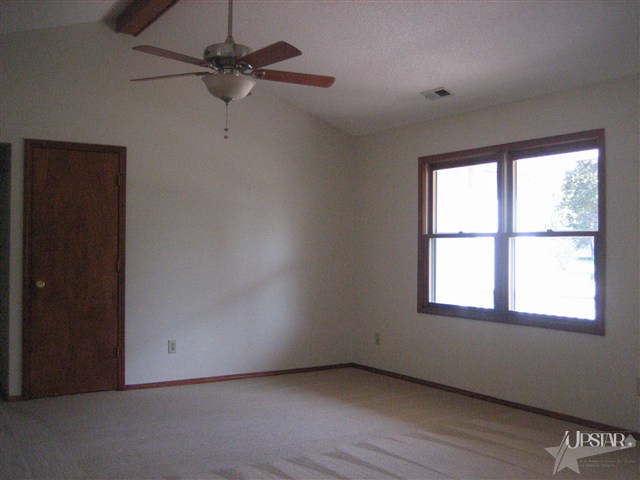 403 Sunset Lane Decatur, IN 46733 - Photo 6 of 13