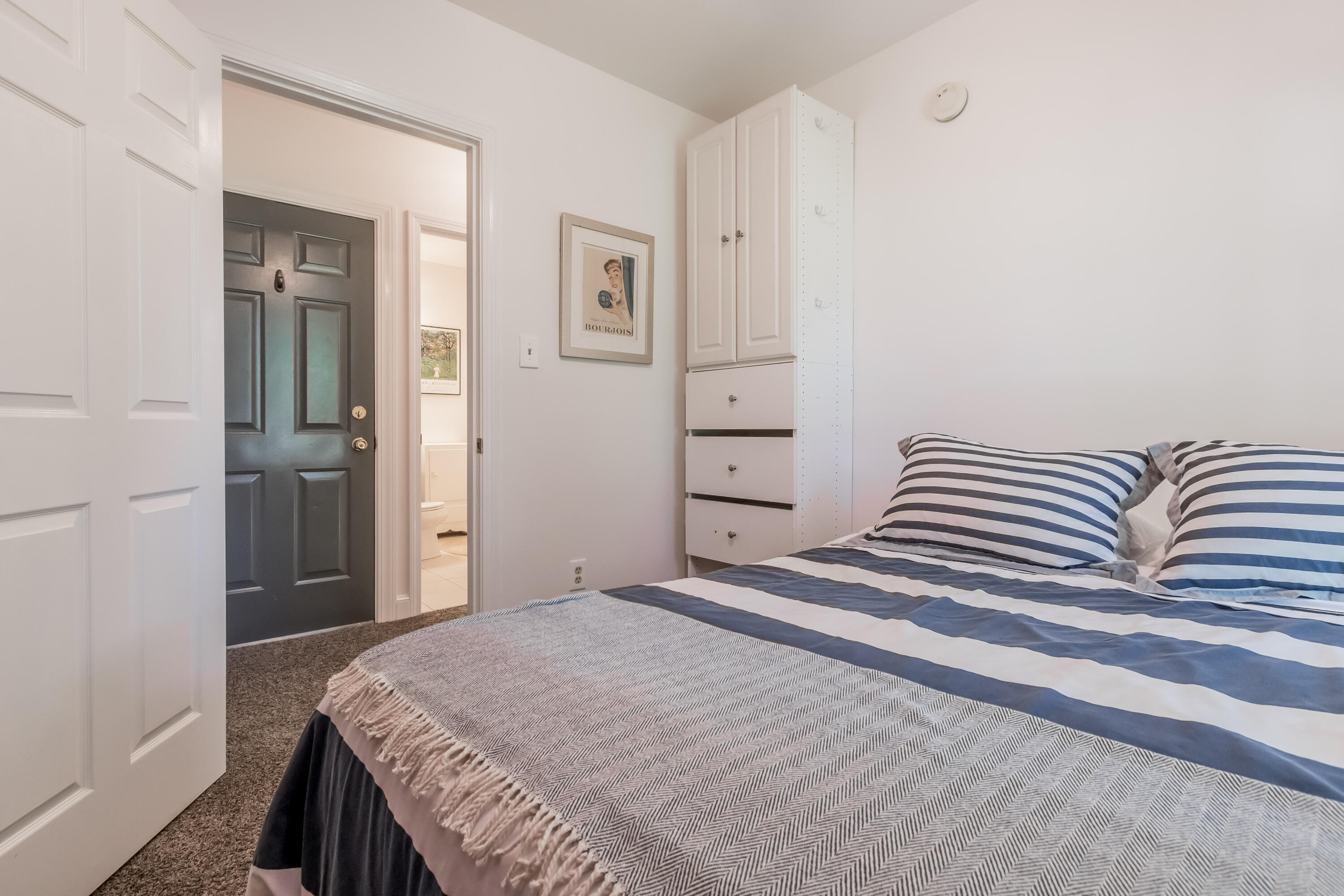 238 State Street, Unit 5 Portland, ME 04101 - Photo 9 of 34 20230822JR-71016