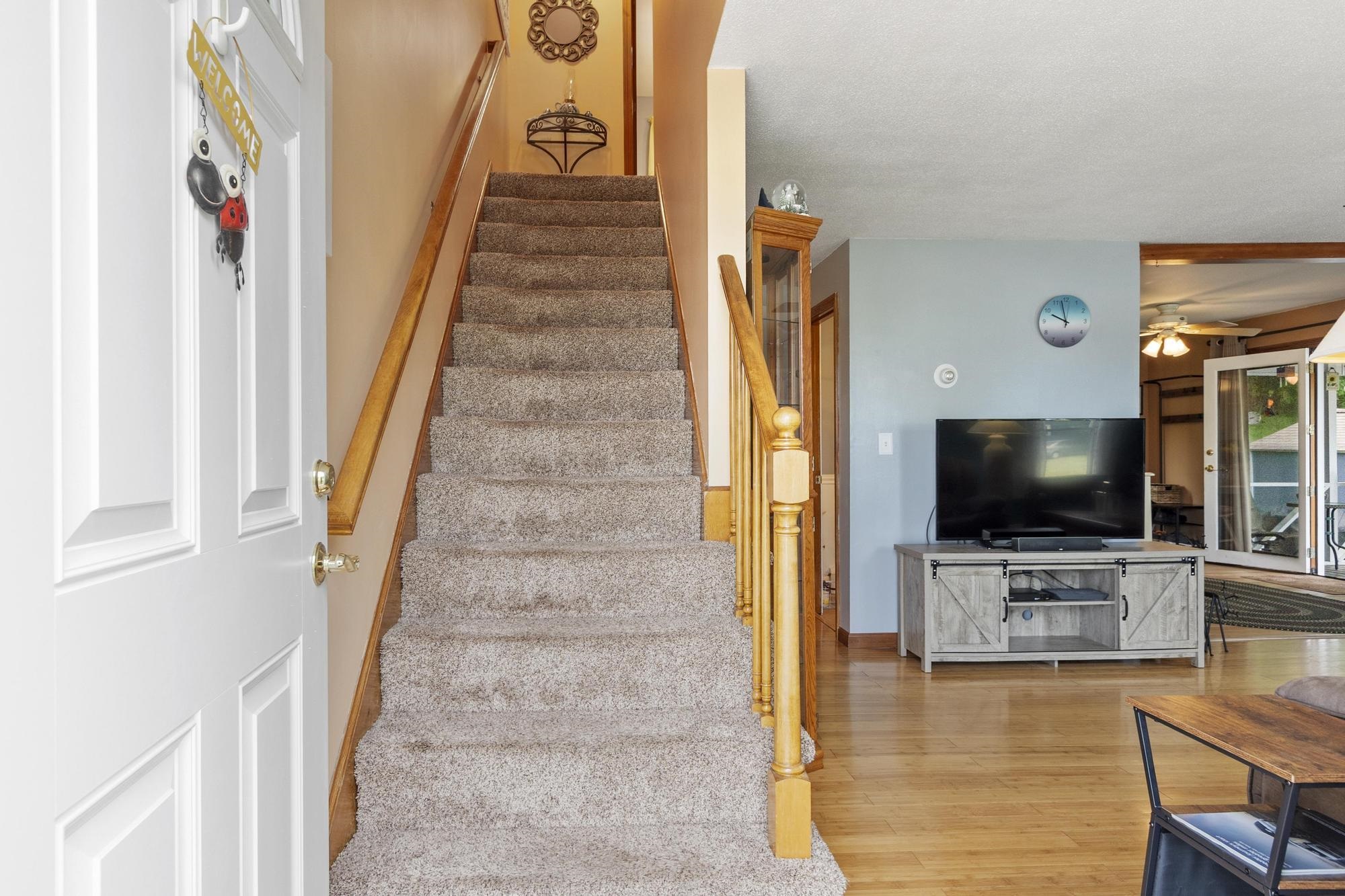 31R Tiger Tail Circle, Unit R Derry, NH 03038 - Photo 5 of 46