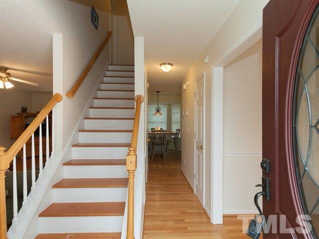 1128 Pilton Place Raleigh, NC 27604 - Photo 3 of 25 Gallery Image 3