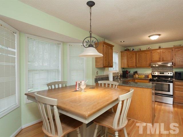 1128 Pilton Place Raleigh, NC 27604 - Photo 10 of 25 Gallery Image 10