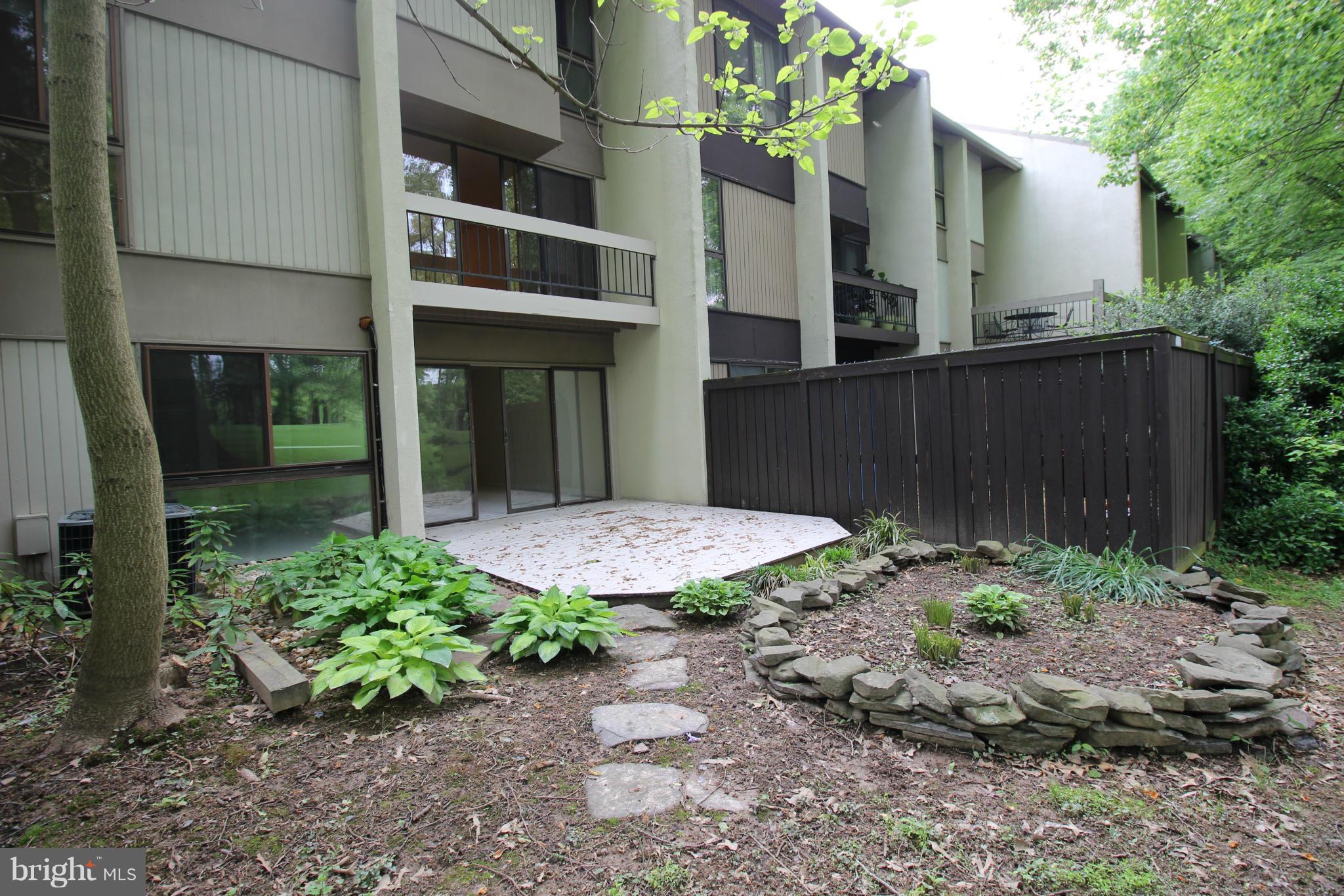 11616 Newbridge Court Reston, VA 20191 - Photo 29 of 30 Exterior (Rear)