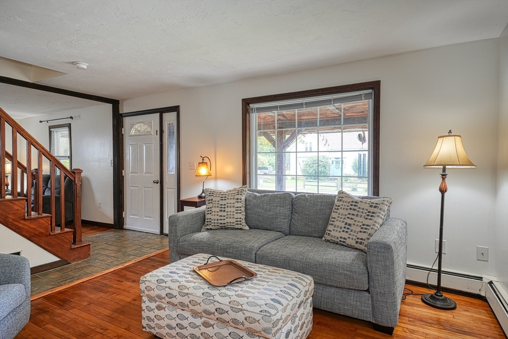 94 Packard Street Lancaster, MA 01523 - Photo 10 of 41 Gallery Image 10