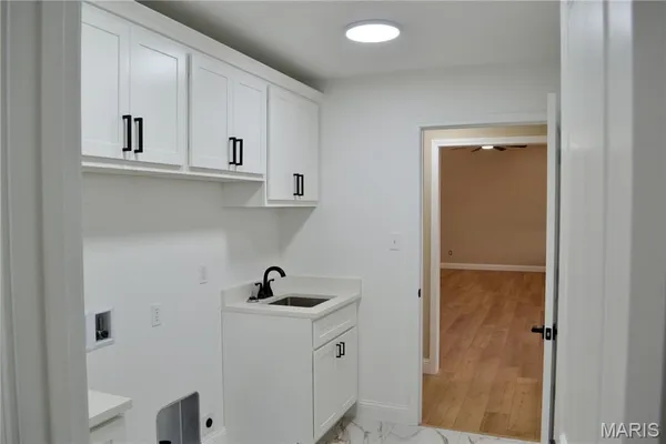 $430,000 | 824 Barclay Drive, Farmington, MO 63640