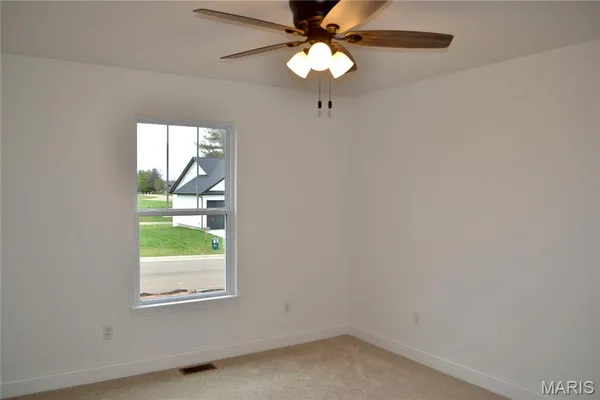 $430,000 | 824 Barclay Drive, Farmington, MO 63640