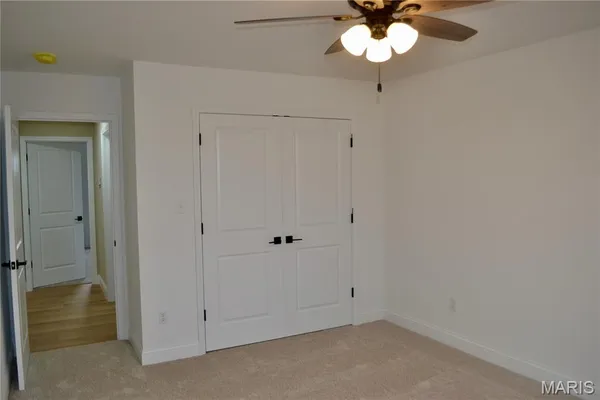 $430,000 | 824 Barclay Drive, Farmington, MO 63640