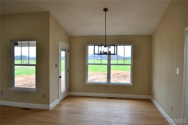 $430,000 | 824 Barclay Drive, Farmington, MO 63640