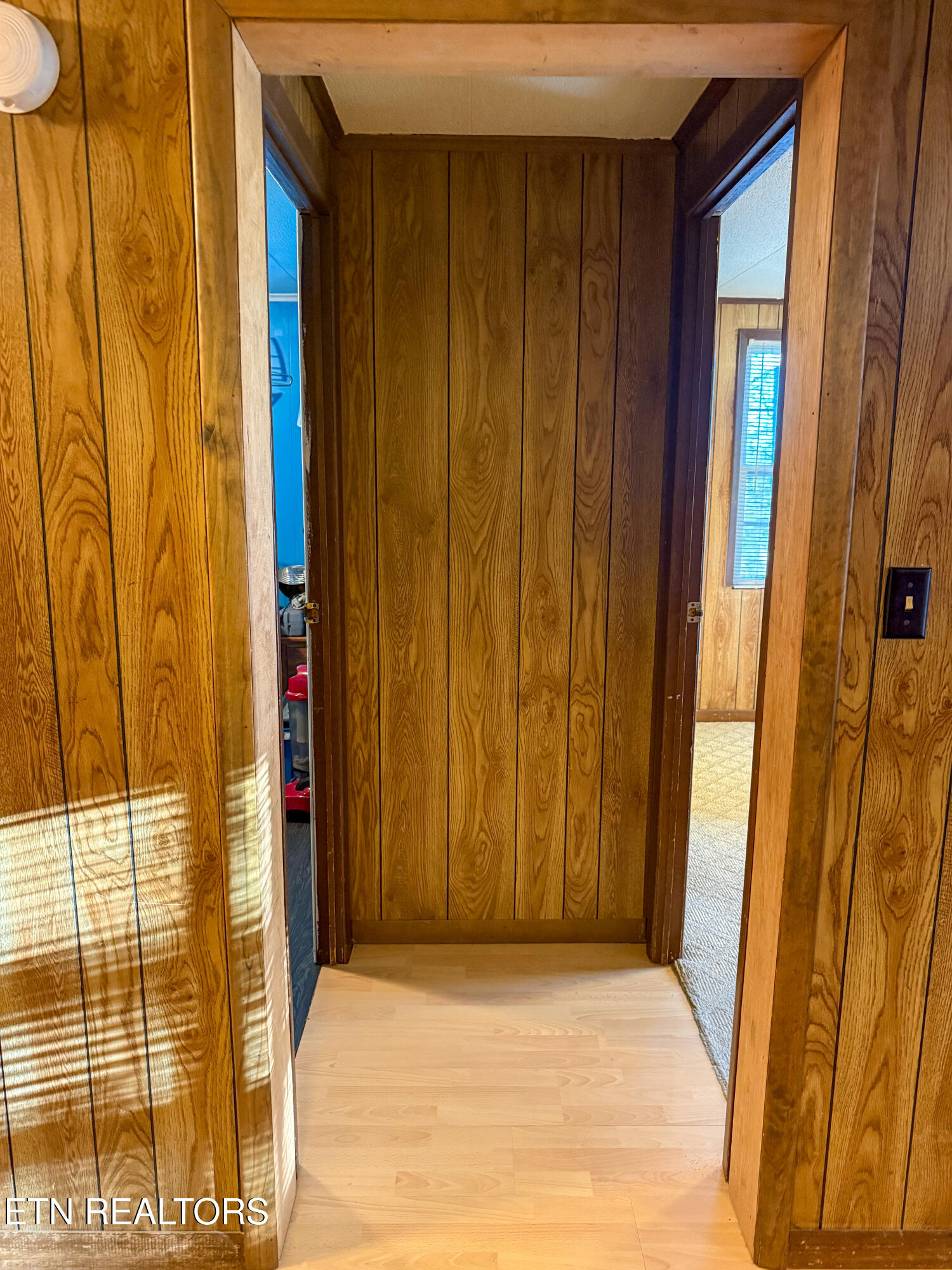 960 Walker Road Sharps Chapel, TN 37866 - Photo 13 of 25 Hallway